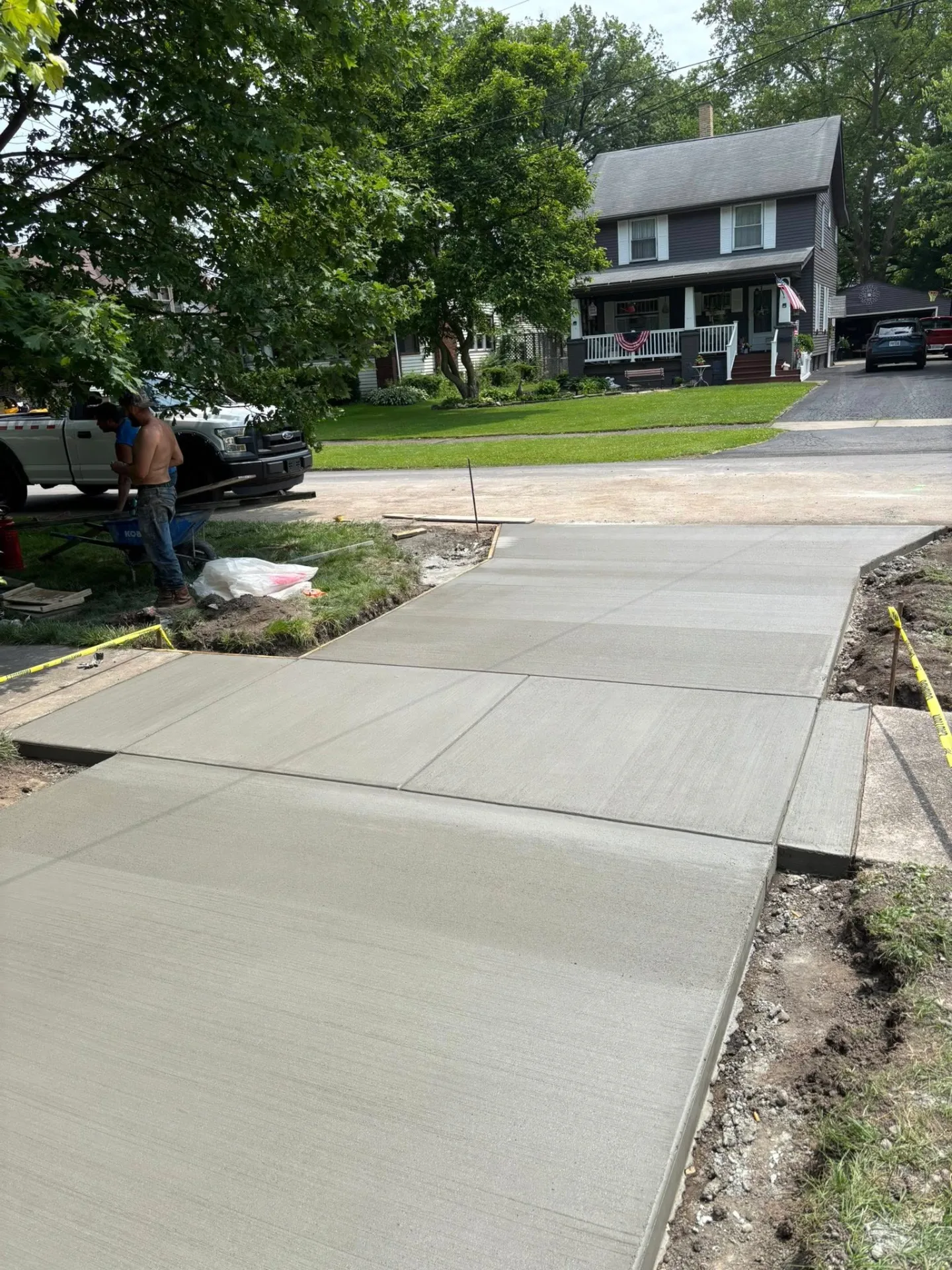 Residential driveway & approach