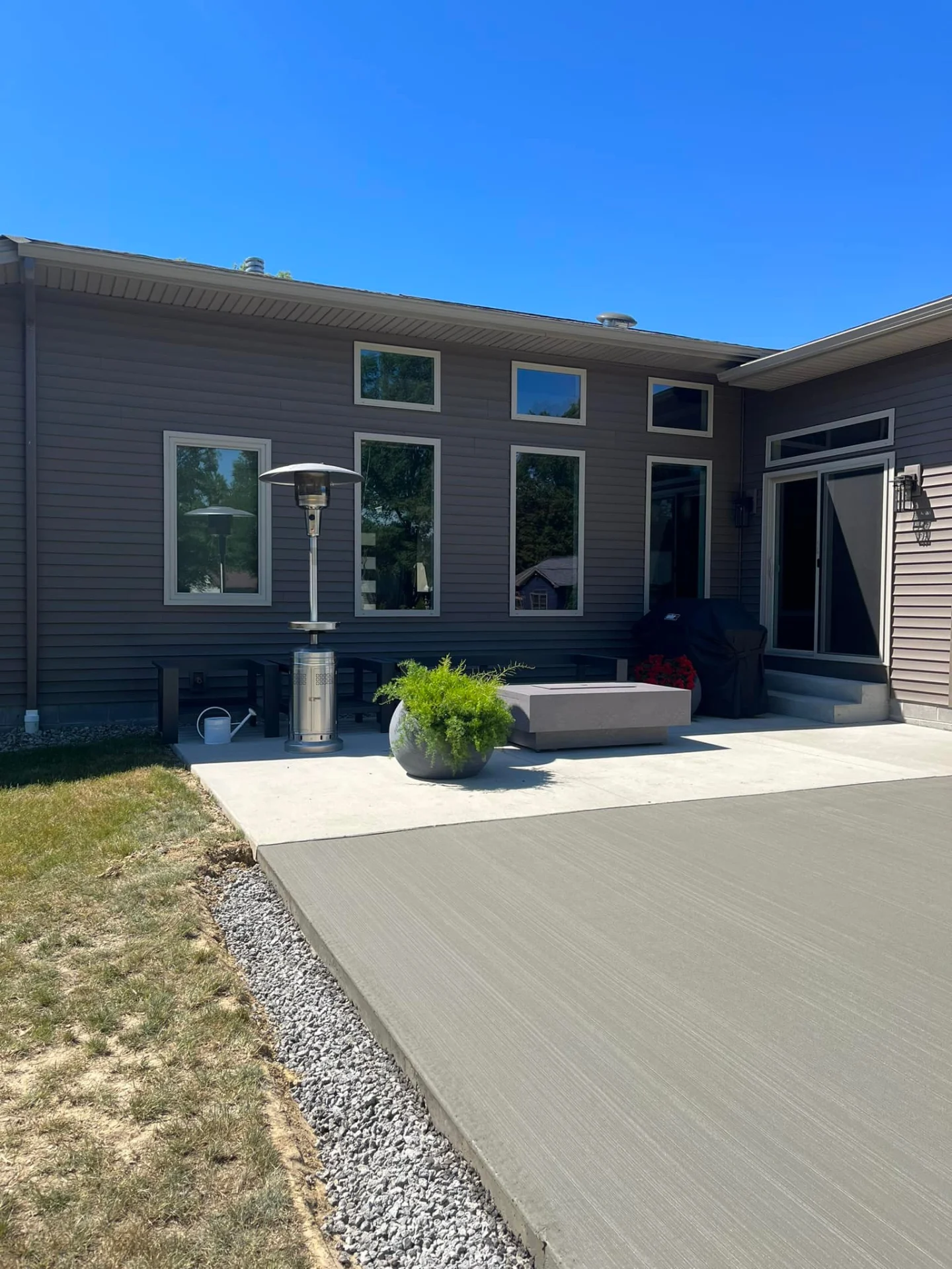 Modern patio extension