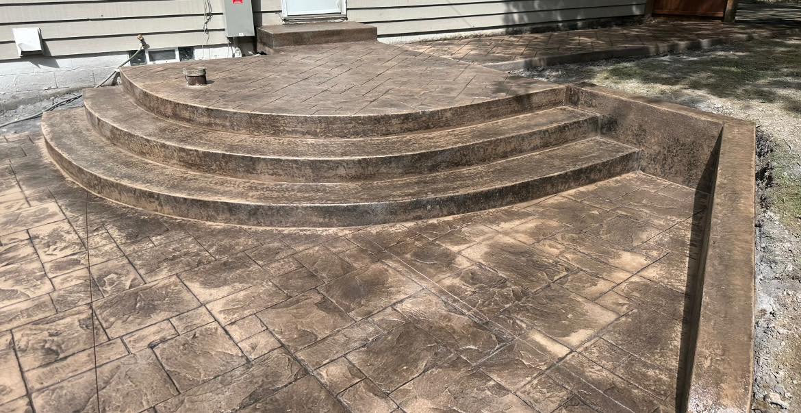 Curved stamped steps & landing